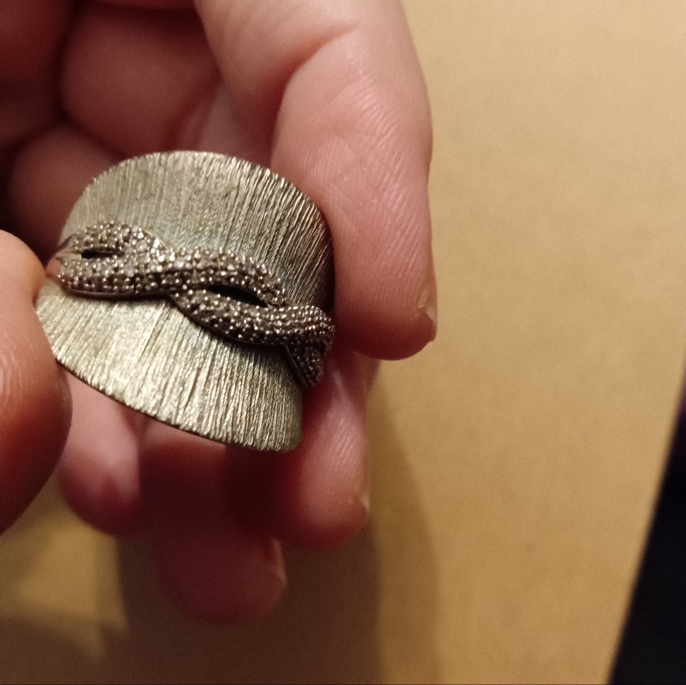 Women's size 9 silver, diamond ring